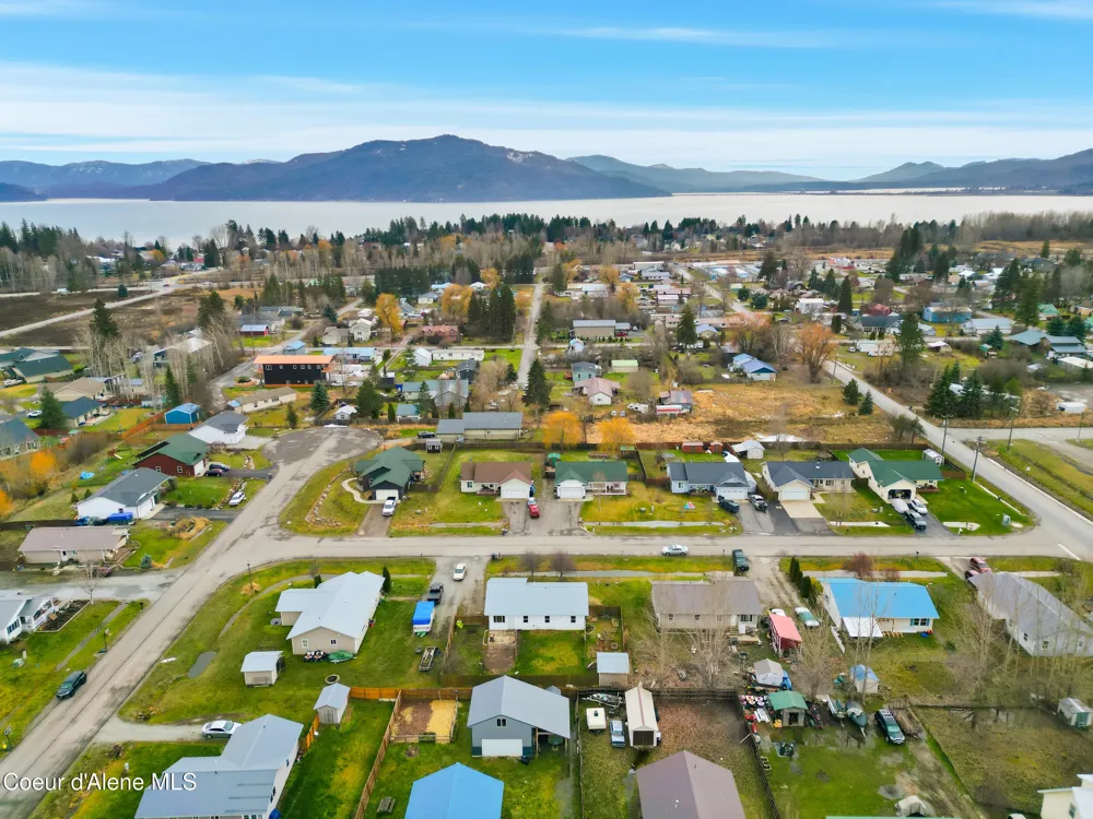 71 Schissler Lane Kootenai, ID 83840
