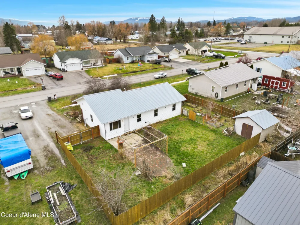 71 Schissler Lane Kootenai, ID 83840