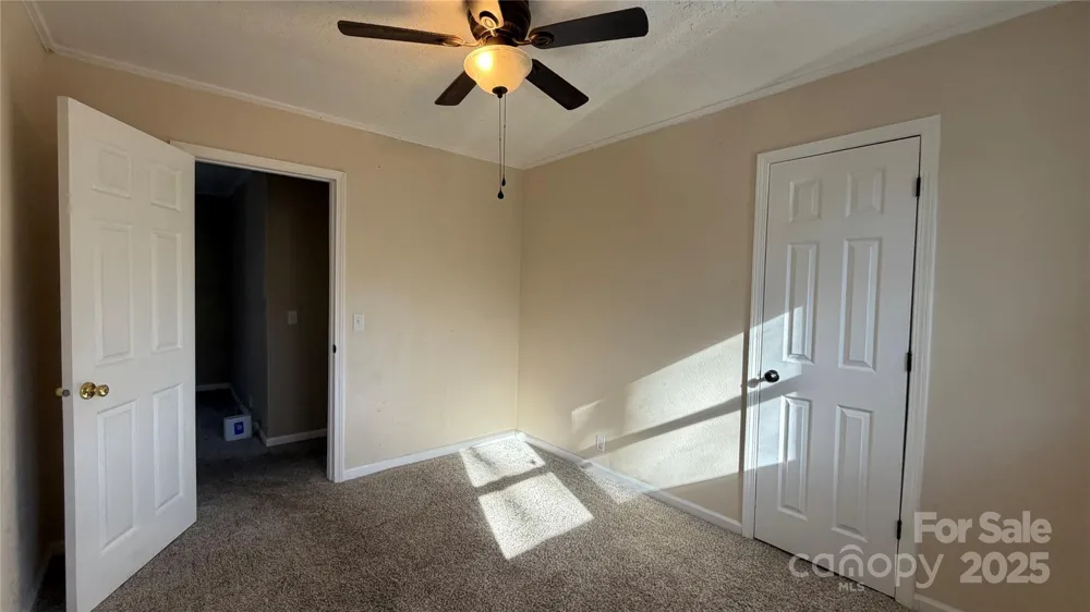 513 Holly Street Dallas, NC 28034