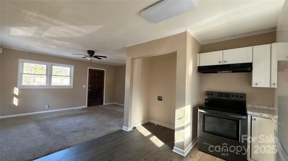 513 Holly Street Dallas, NC 28034