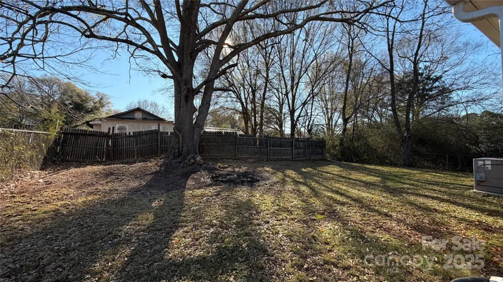 513 Holly Street Dallas, NC 28034