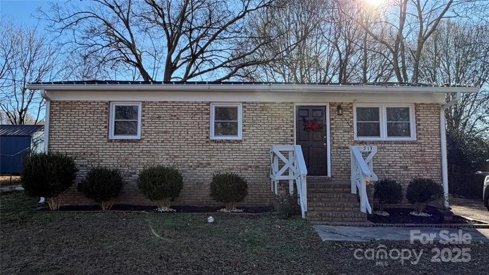 513 Holly Street Dallas, NC 28034