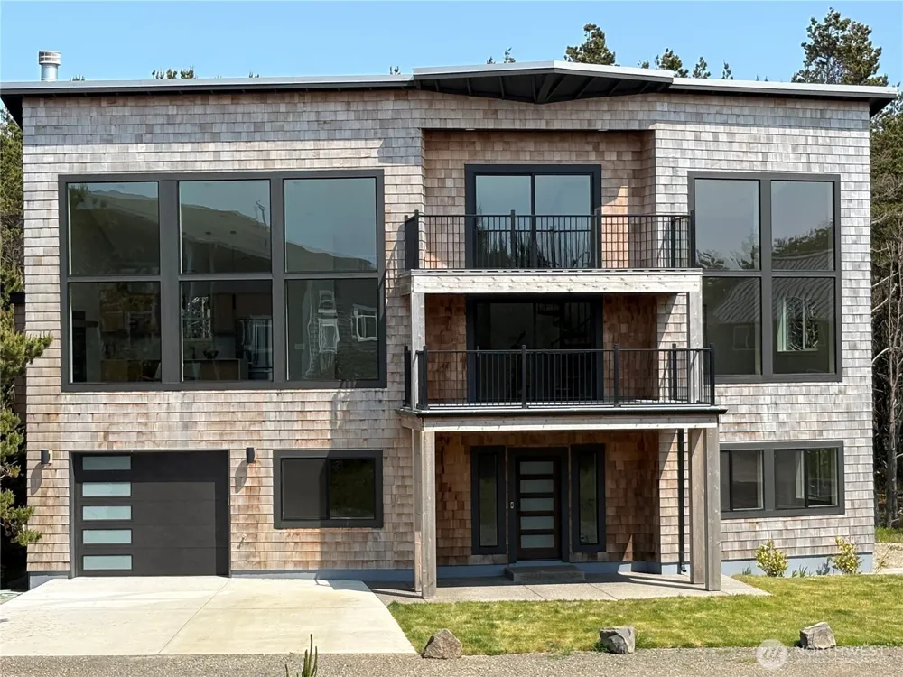 27712 I LANE Ocean Park, WA 98640