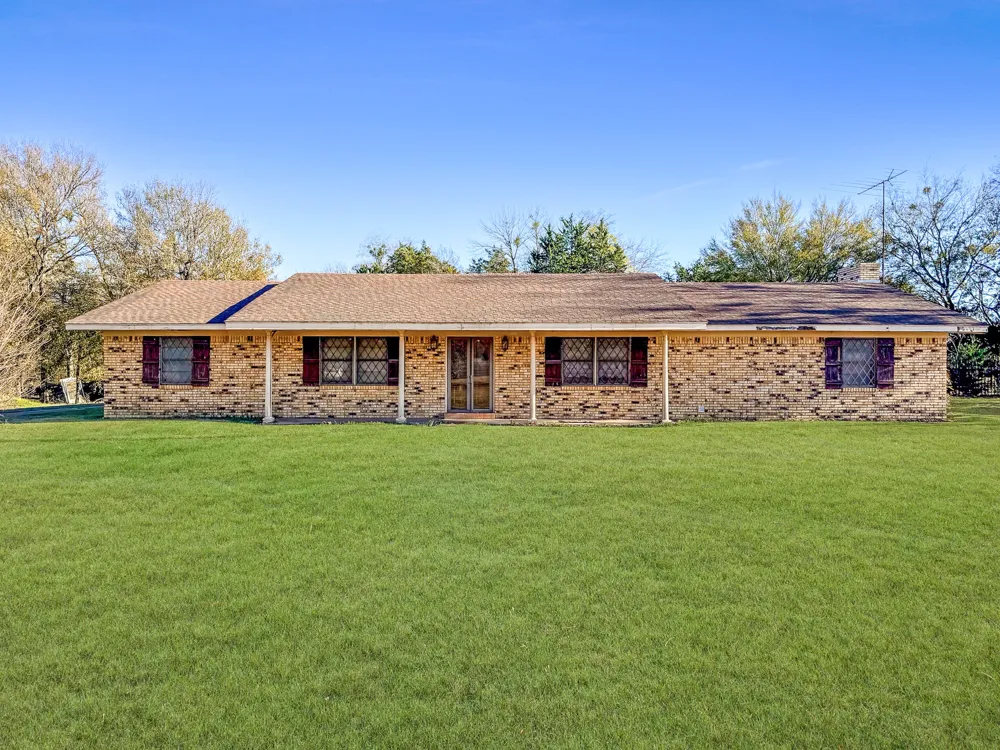15410 E State Highway 31 Kerens, TX 75144