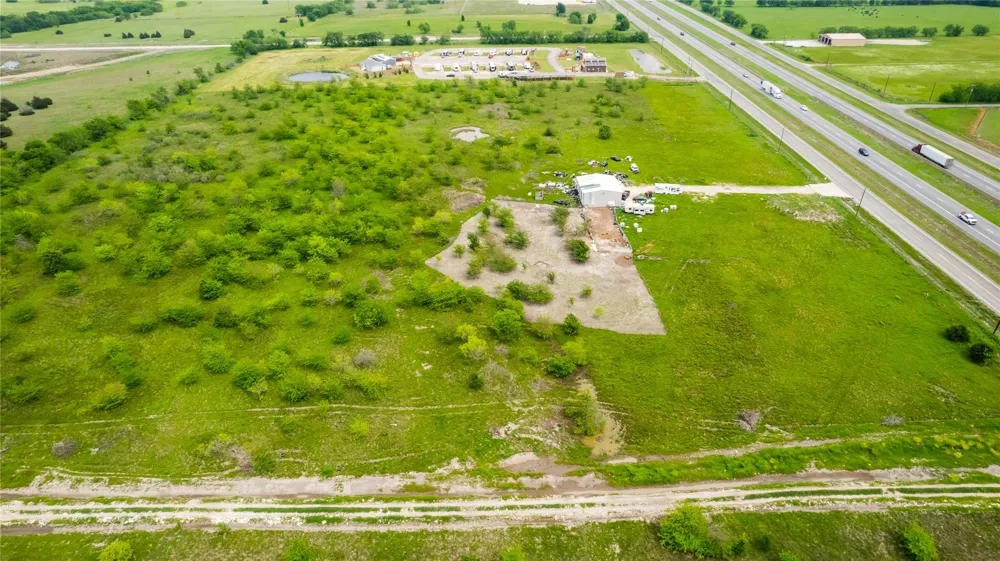 5912 E Interstate  30 Campbell, TX 75422