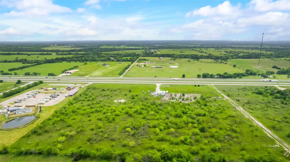 5912 E Interstate  30 Campbell, TX 75422