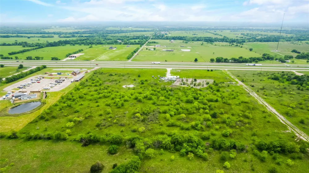 5912 E Interstate  30 Campbell, TX 75422
