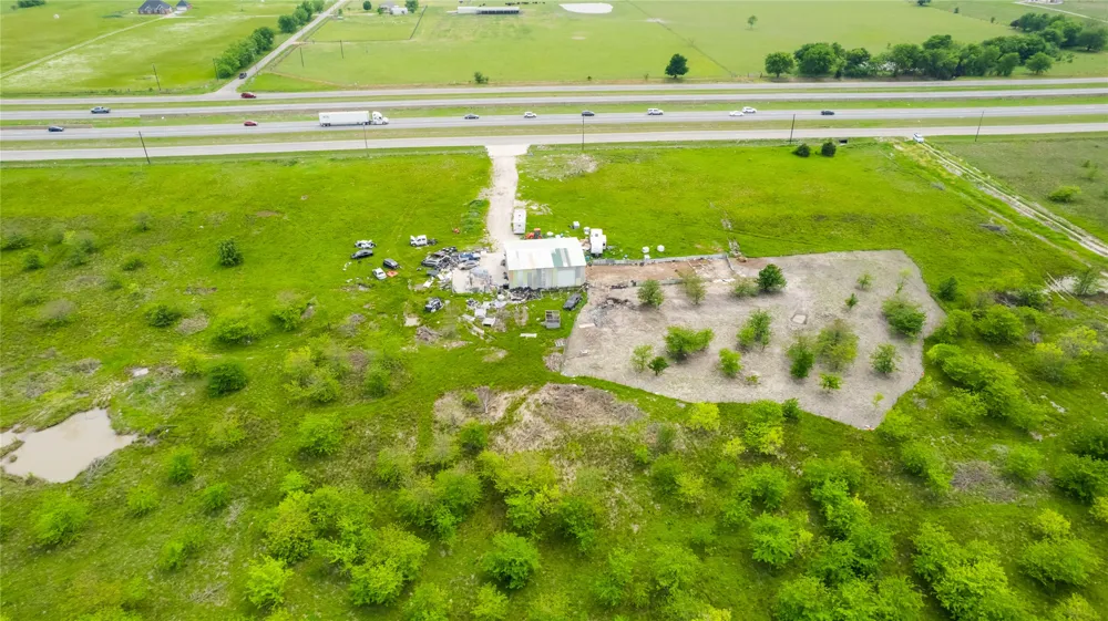 5912 E Interstate  30 Campbell, TX 75422