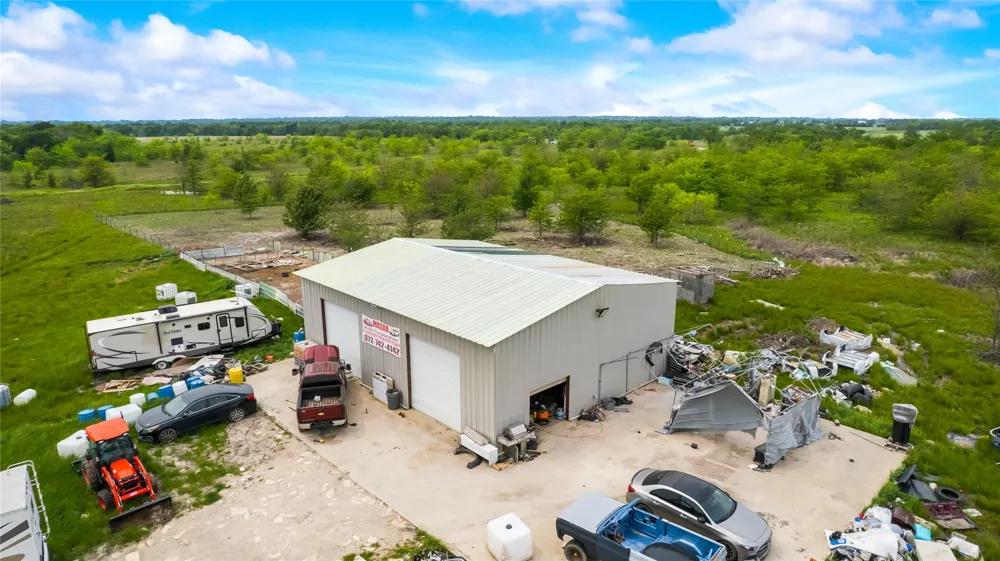5912 E Interstate  30 Campbell, TX 75422