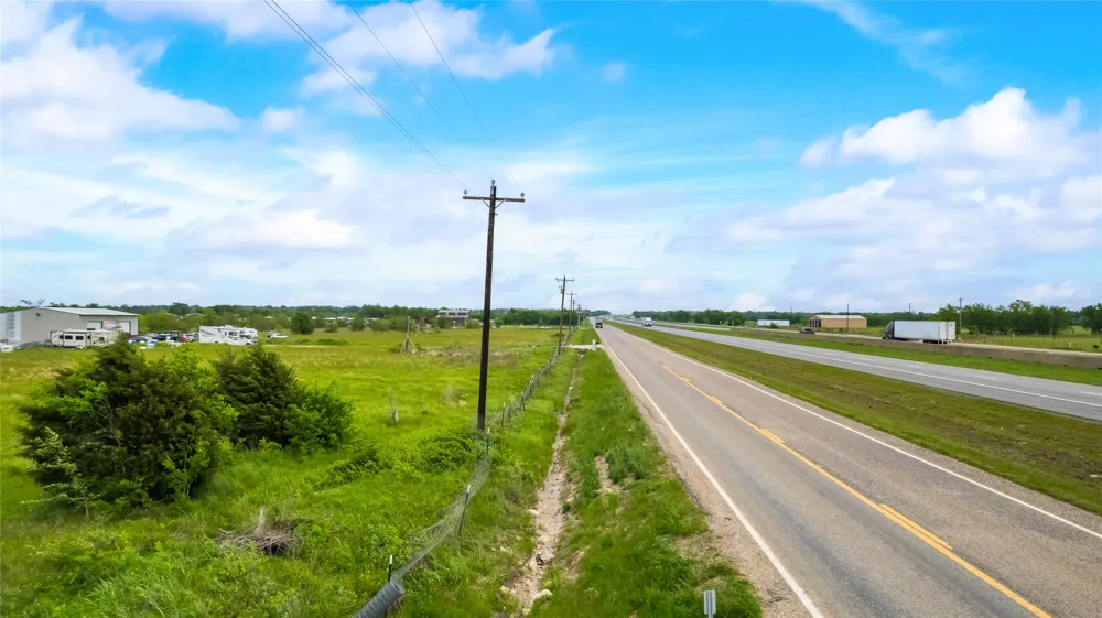 5912 E Interstate  30 Campbell, TX 75422