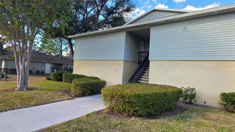 206 BERRY TREE PLACE #206