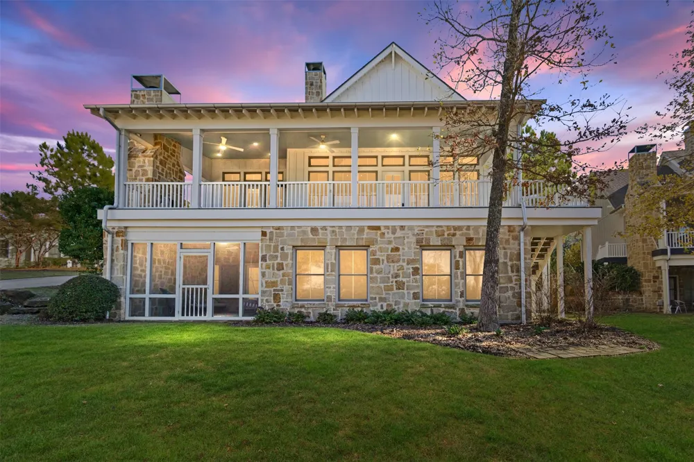 4521 W Cove Court Malakoff, TX 75148