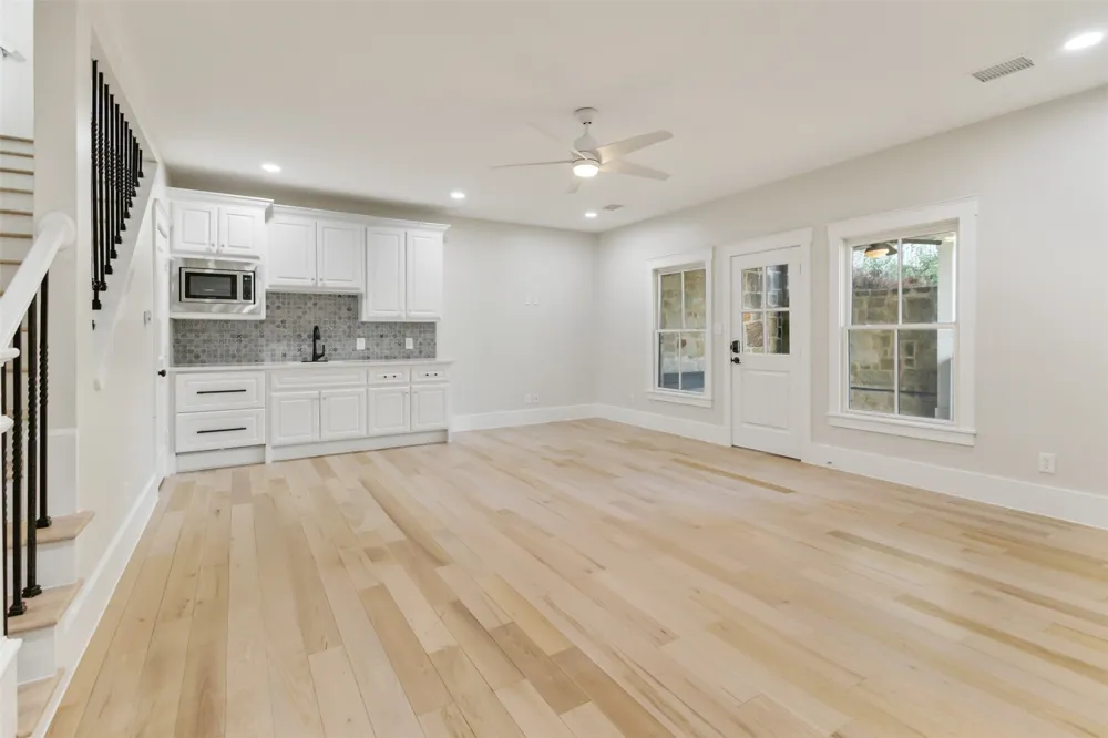 4521 W Cove Court Malakoff, TX 75148