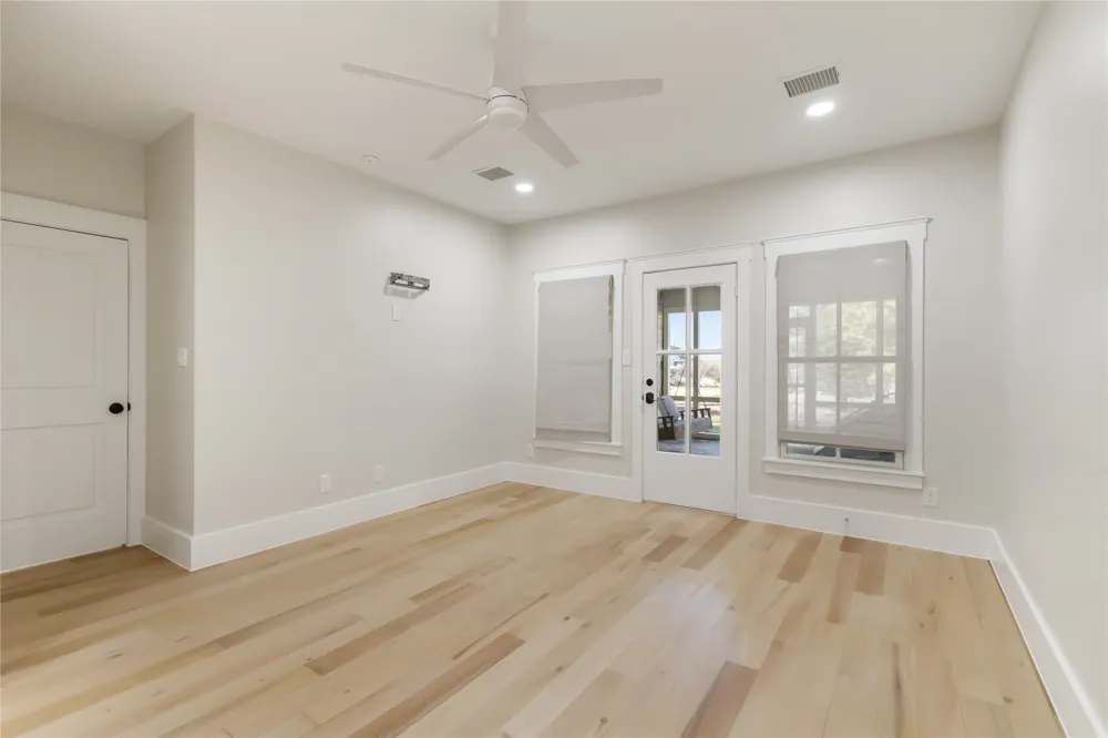 4521 W Cove Court Malakoff, TX 75148