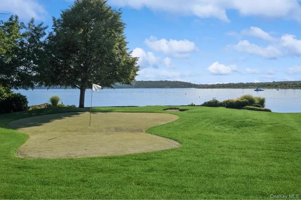 200# Centre Island Road Centre Island, NY 11771