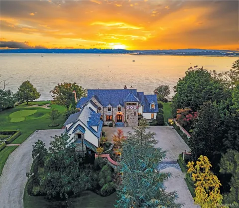200# Centre Island Road