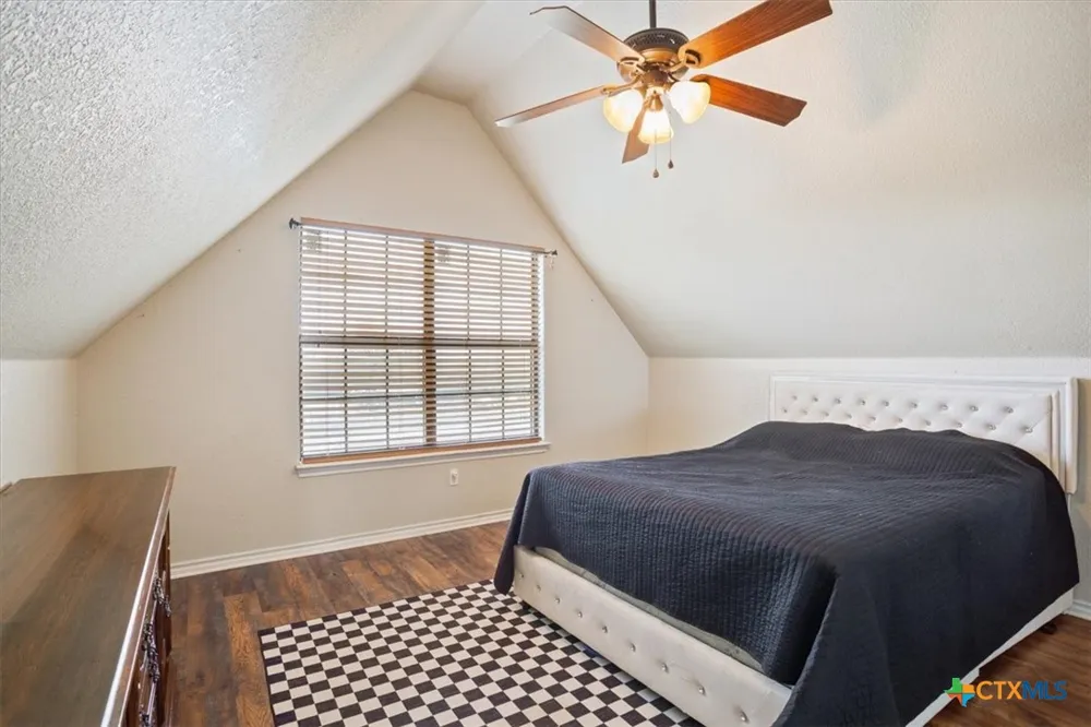 8600 Five Wells Road Rogers, TX 76569