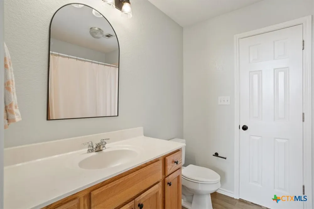 8600 Five Wells Road Rogers, TX 76569