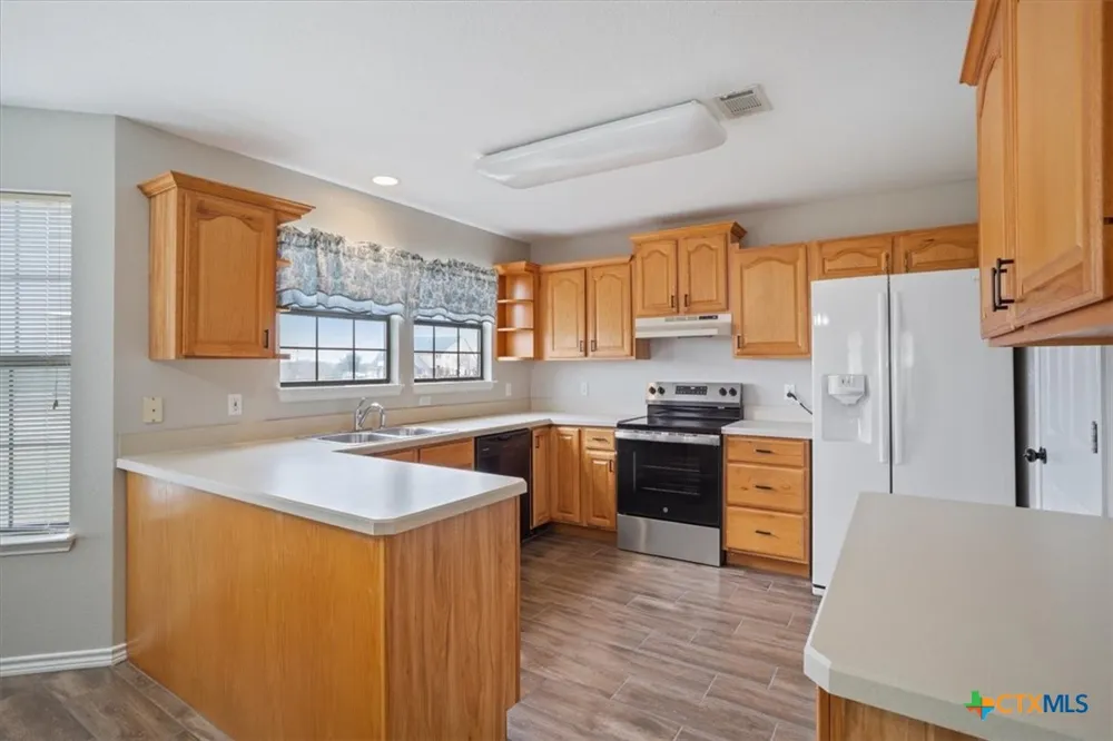 8600 Five Wells Road Rogers, TX 76569