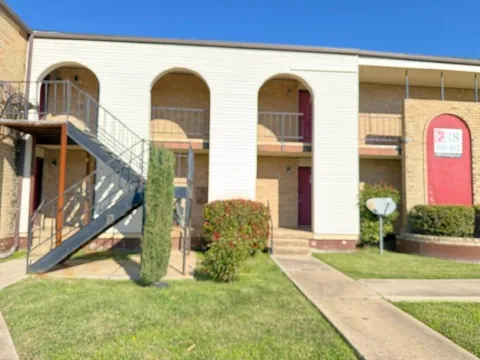 6000 Westridge Lane #802