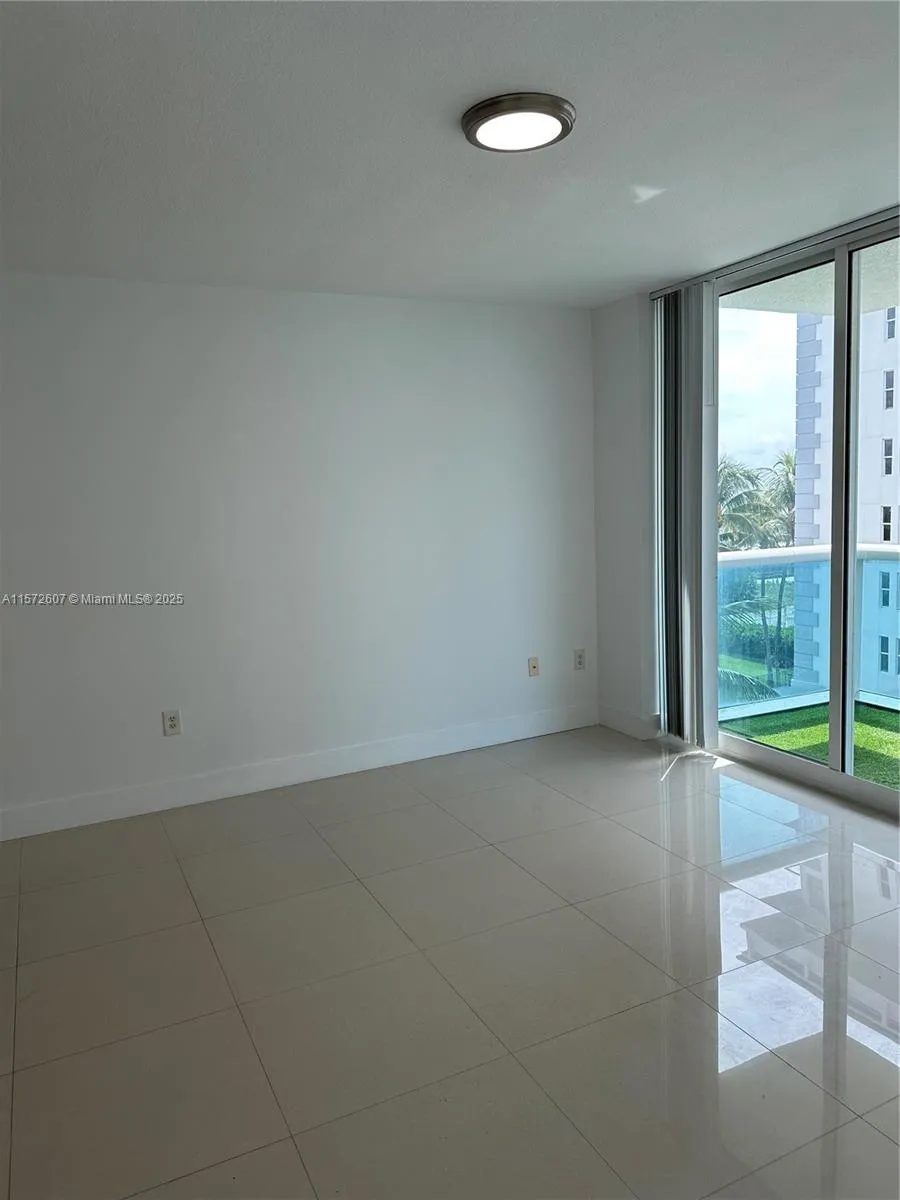 9201 Collins Ave #524 Surfside, FL 33154