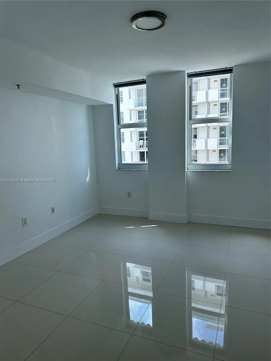 9201 Collins Ave #524 Surfside, FL 33154