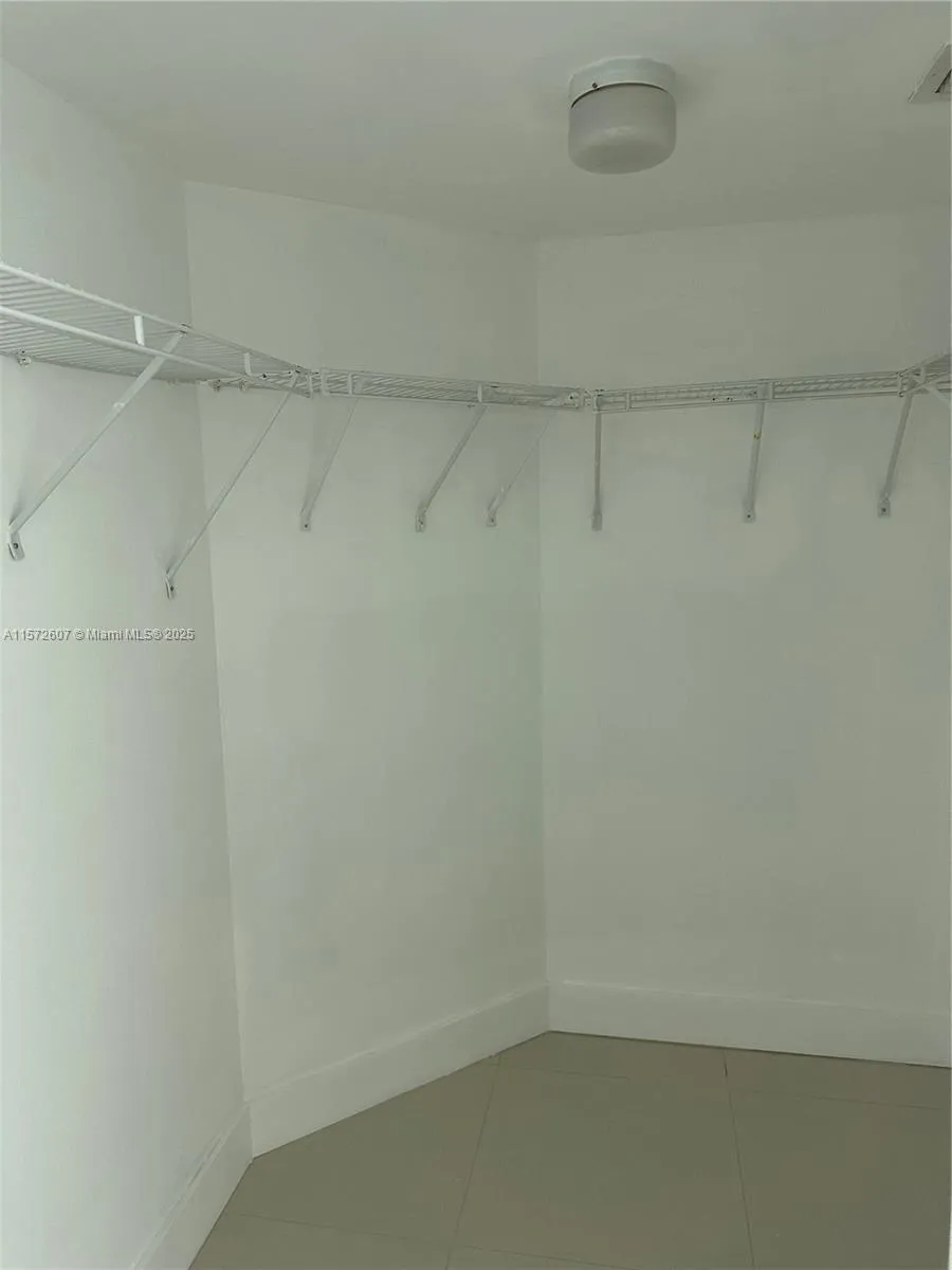 9201 Collins Ave #524 Surfside, FL 33154
