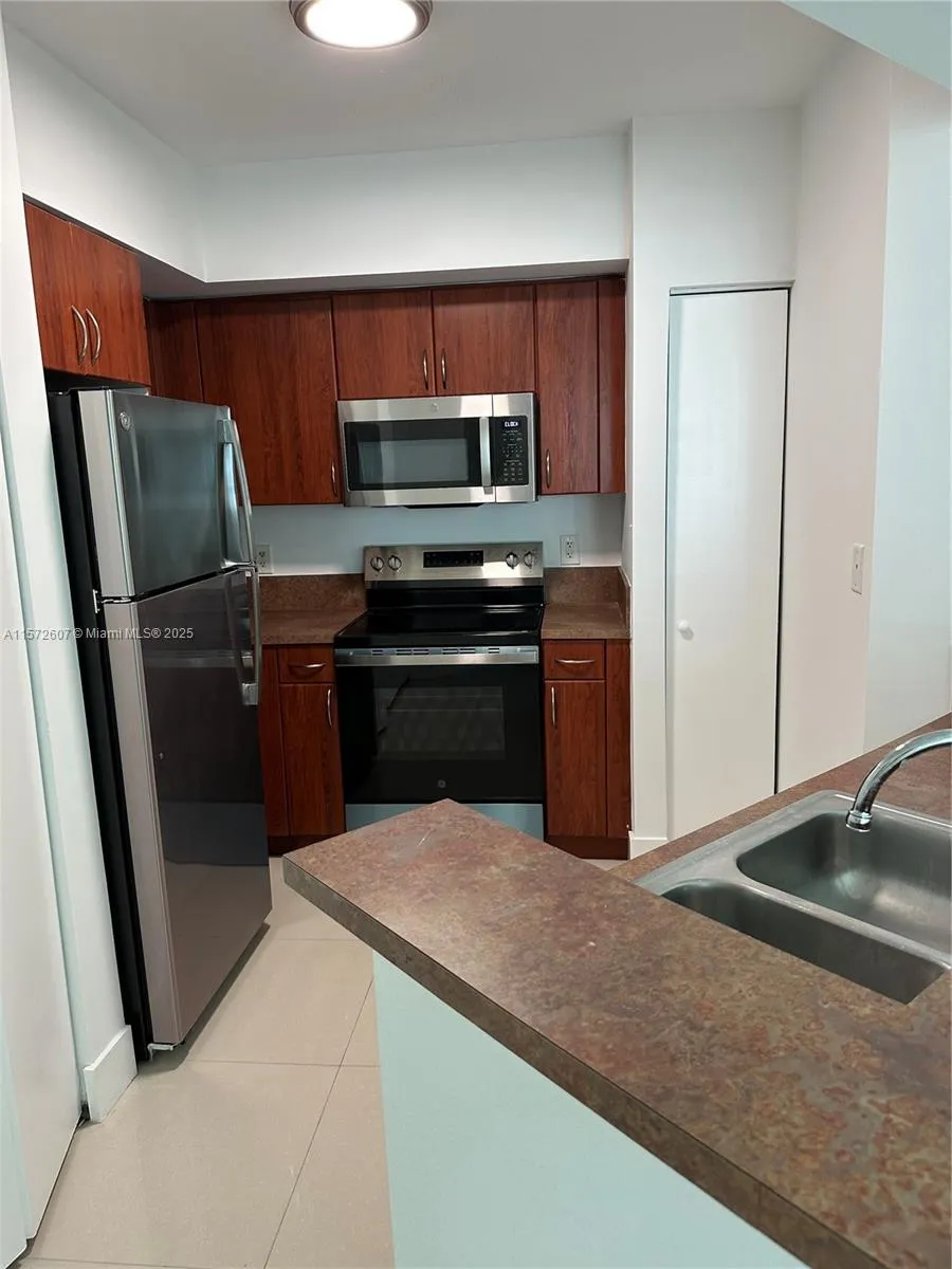 9201 Collins Ave #524 Surfside, FL 33154