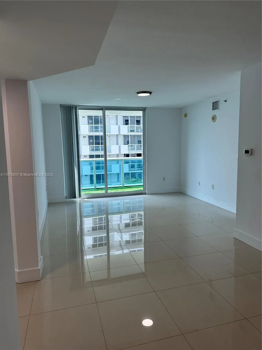9201 Collins Ave #524 Surfside, FL 33154