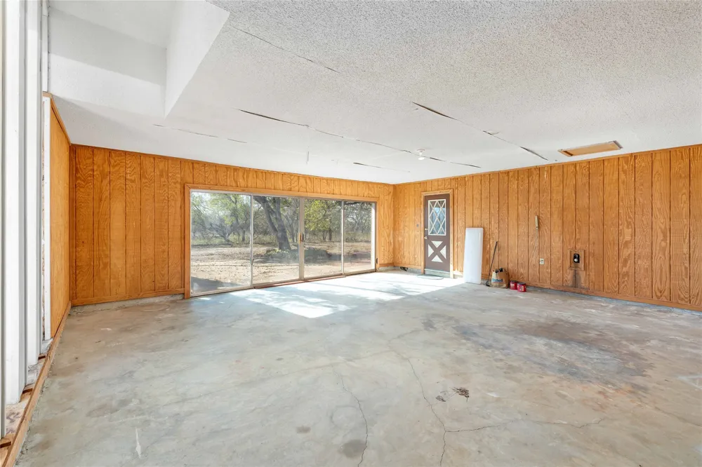 4701 County Road 337 Early, TX 76802