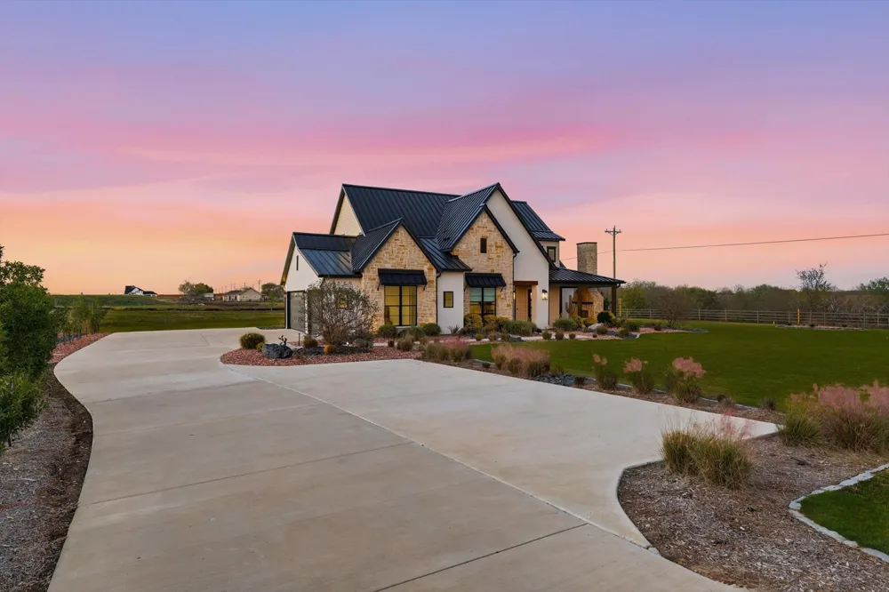 122 Ozro Road Maypearl, TX 76084