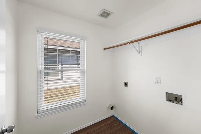 13741 Biggs Street Dallas, TX 75253