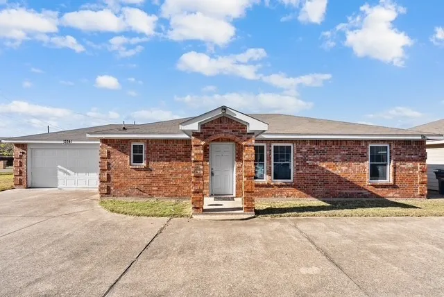 13741 Biggs Street Dallas, TX 75253