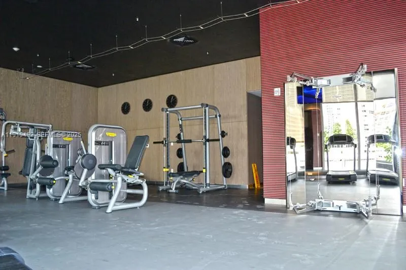 2602 E Hallandale Beach Blvd #R1807 Hallandale Beach, FL 33009