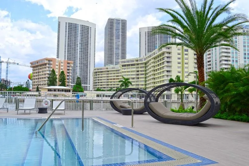 2602 E Hallandale Beach Blvd #R1807 Hallandale Beach, FL 33009