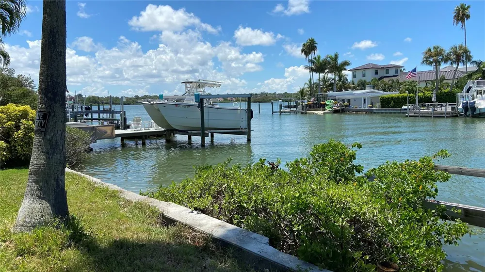 321 12TH AVENUE Indian Rocks Beach, FL 33785