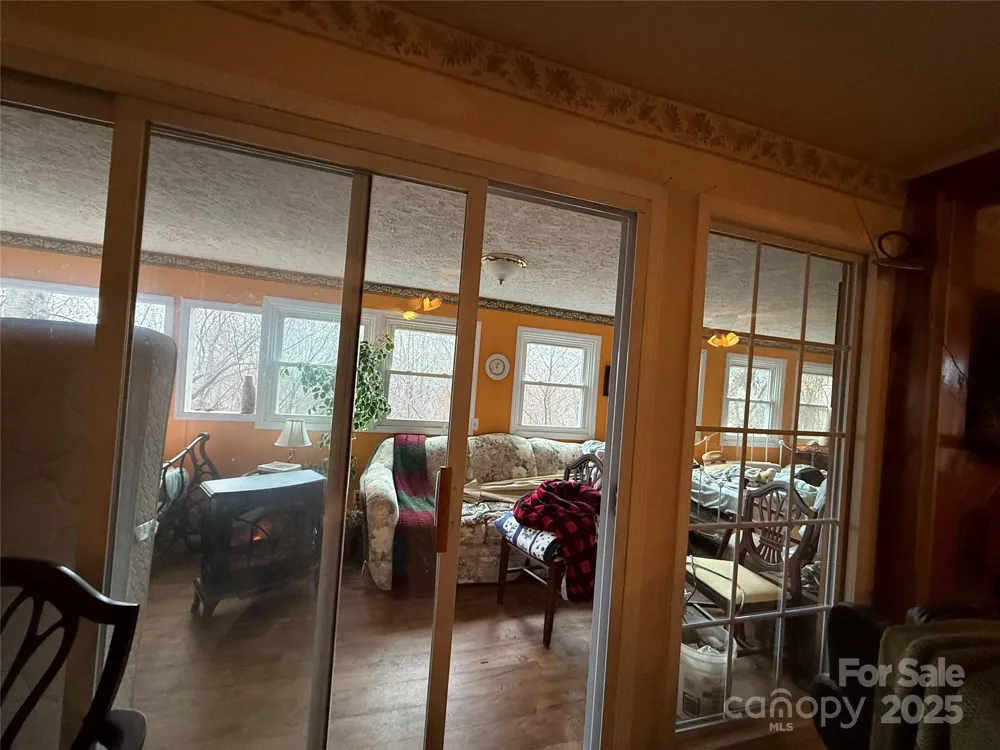 201 Mountain Vista Road Canton, NC 28716