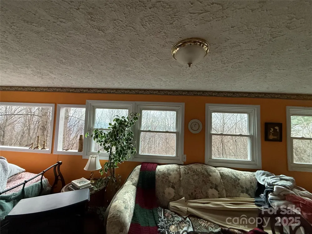 201 Mountain Vista Road Canton, NC 28716