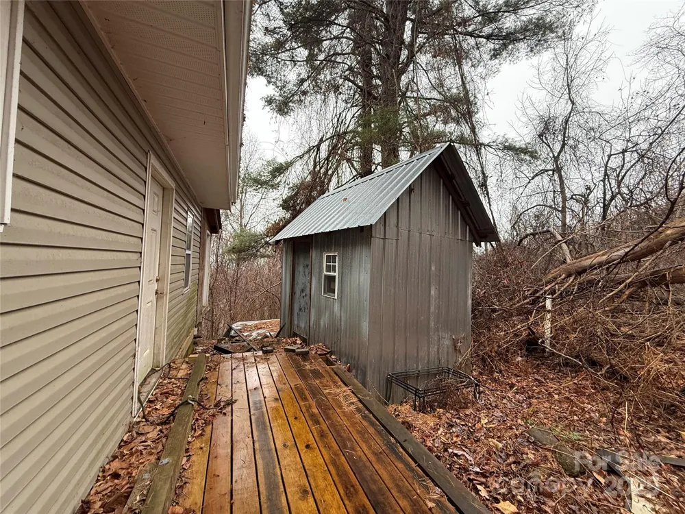 201 Mountain Vista Road Canton, NC 28716