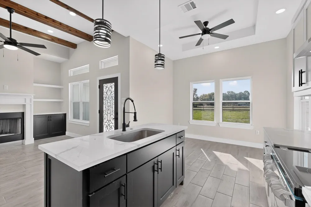 100 Diamond T Ranch Road Trinidad, TX 75163