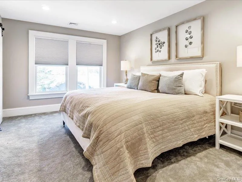 17 Adam Lane Westhampton Beach, NY 11978
