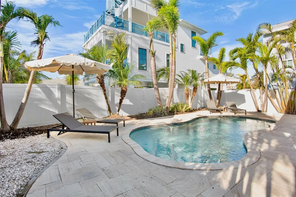 709 FERN STREET Anna Maria, FL 34216