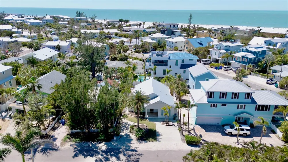 709 FERN STREET Anna Maria, FL 34216