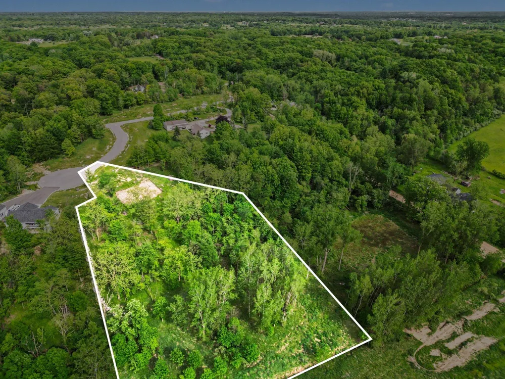 2 Markridge Drive Grand Rapids, MI 49534