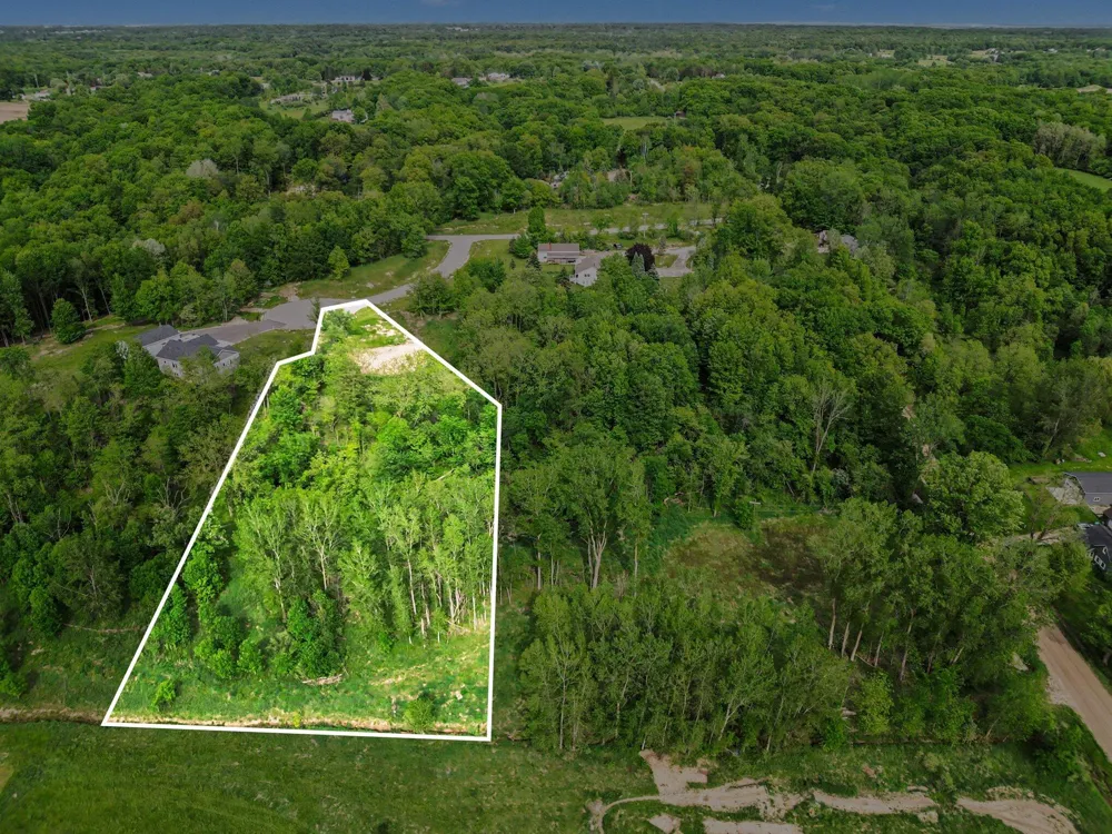 2 Markridge Drive Grand Rapids, MI 49534