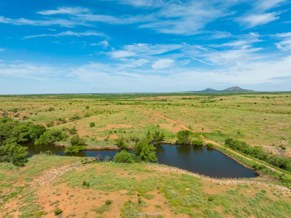 CR 440 Rotan, TX 79546