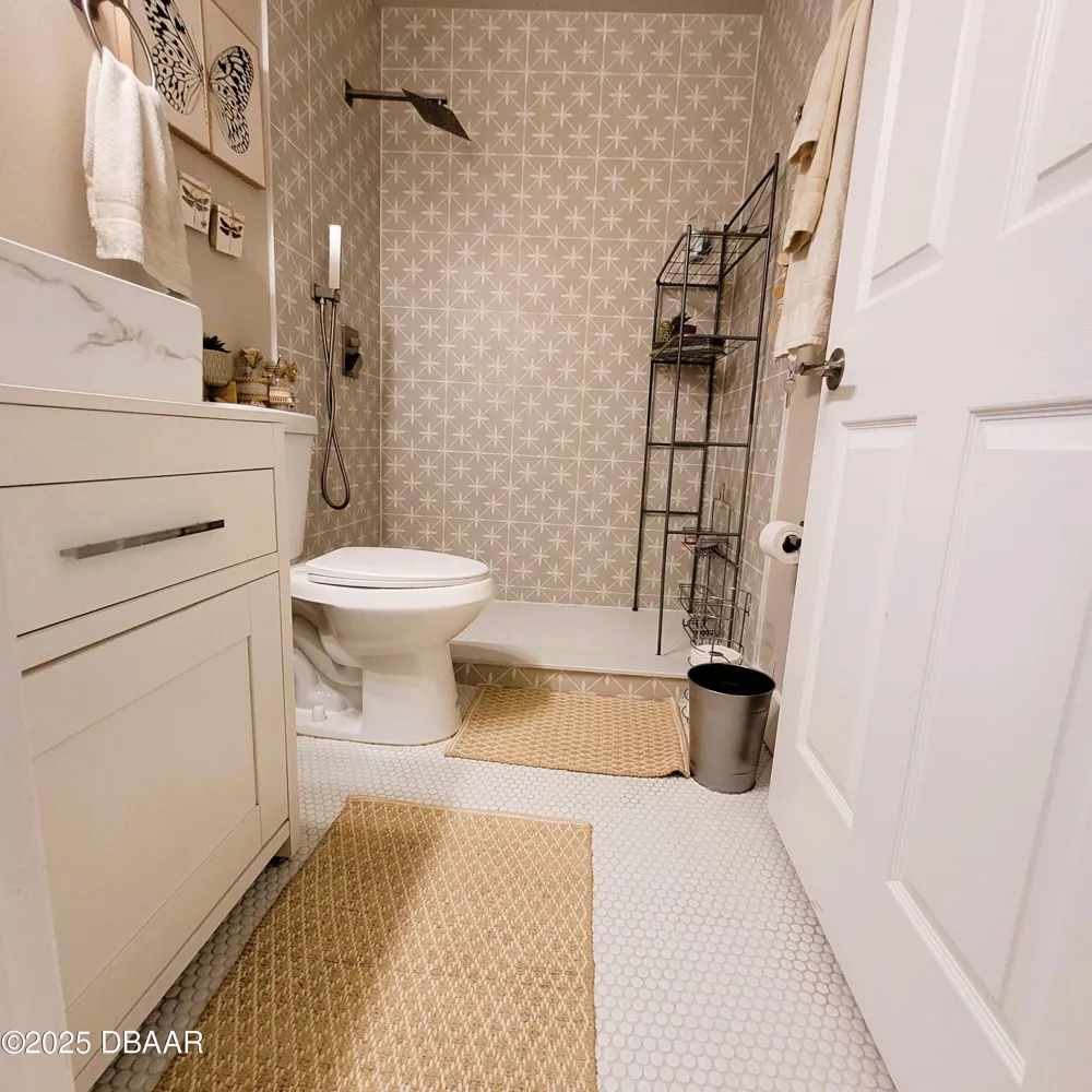 415 Banana Cay Drive #B South Daytona, FL 32119
