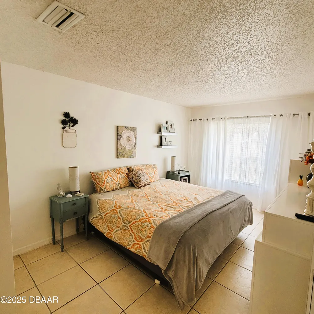 415 Banana Cay Drive #B South Daytona, FL 32119