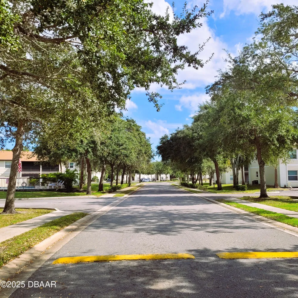 415 Banana Cay Drive #B South Daytona, FL 32119