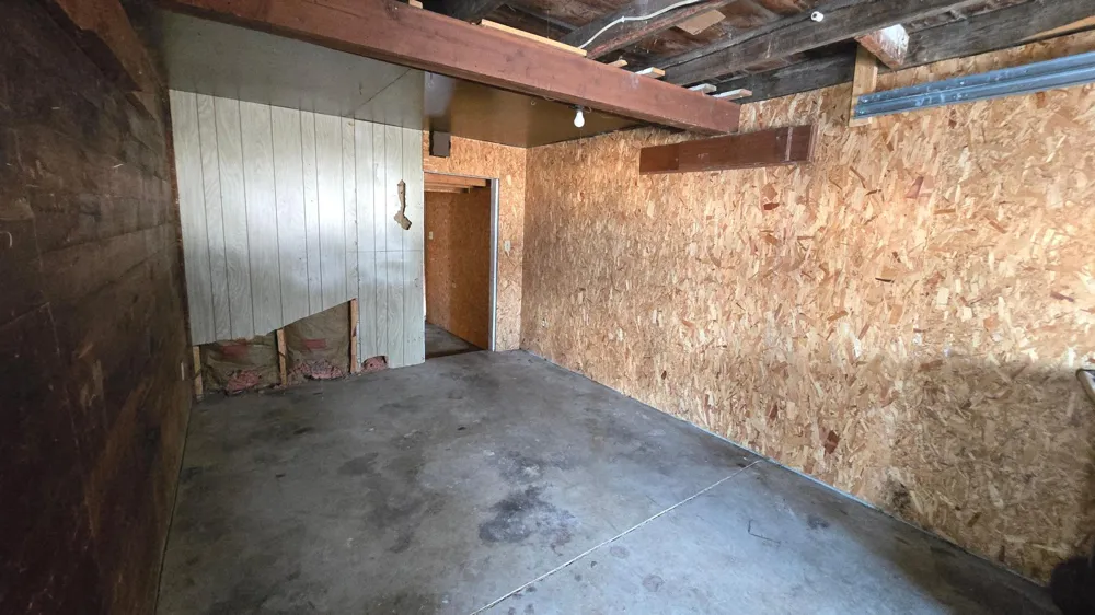 315 W Newburg Avenue Mabel, MN 55954